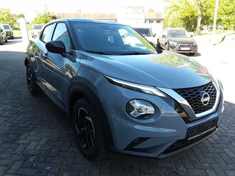 Nissan Juke 1.0 DIG-T DCT N-Connecta