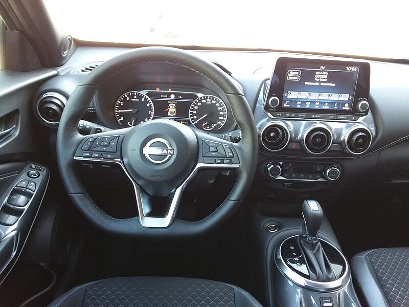 Nissan Juke 1.0 DIG-T DCT N-Connecta