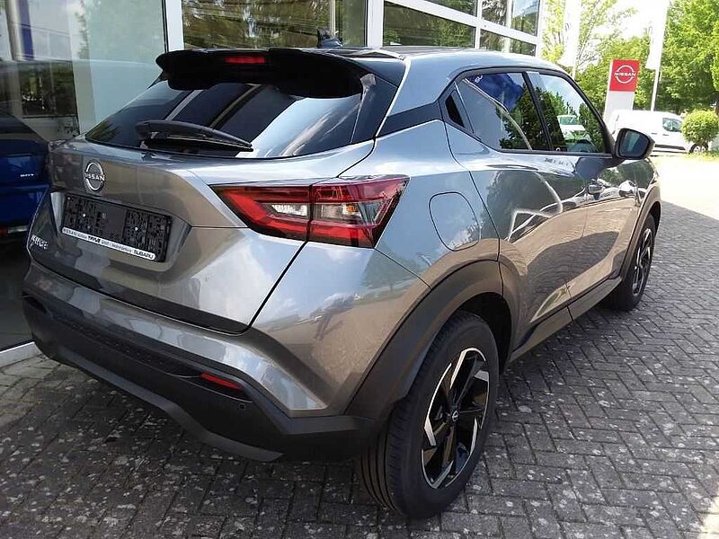 Nissan Juke 1.0 DIG-T DCT N-Connecta